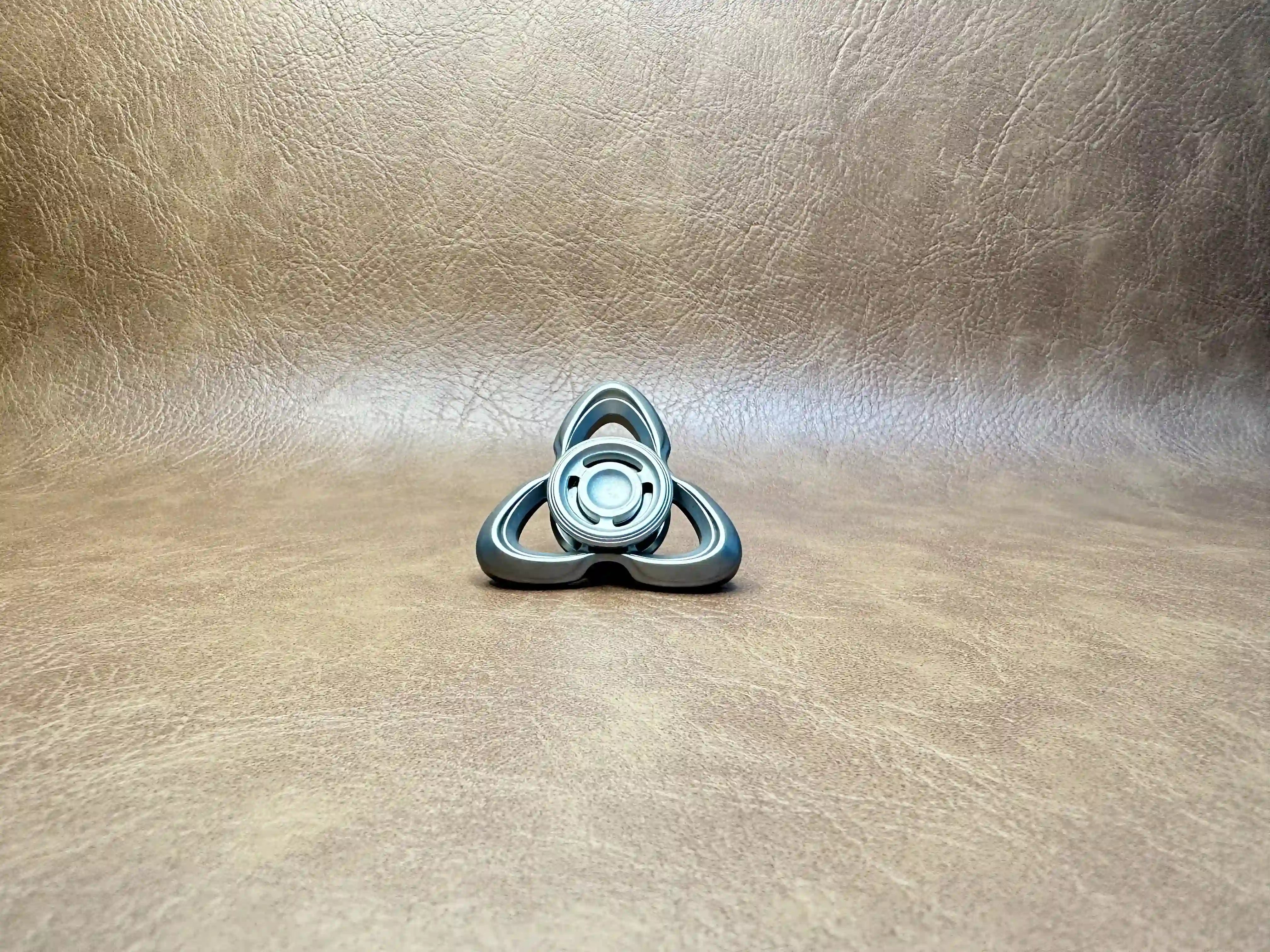 RelixRot Spinning Fingertip Spinner