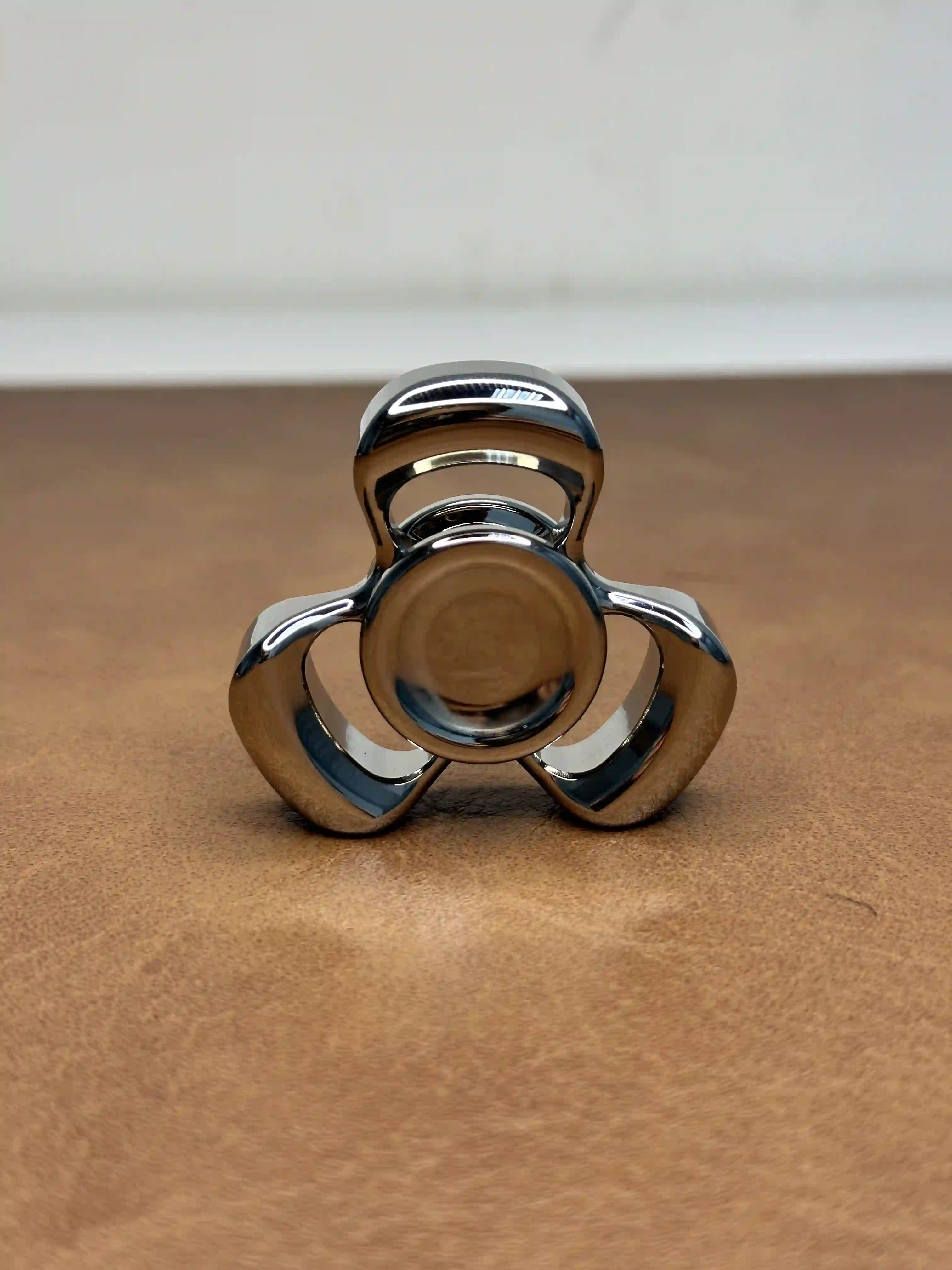RelixRot Three-Leaf Finger Spinner