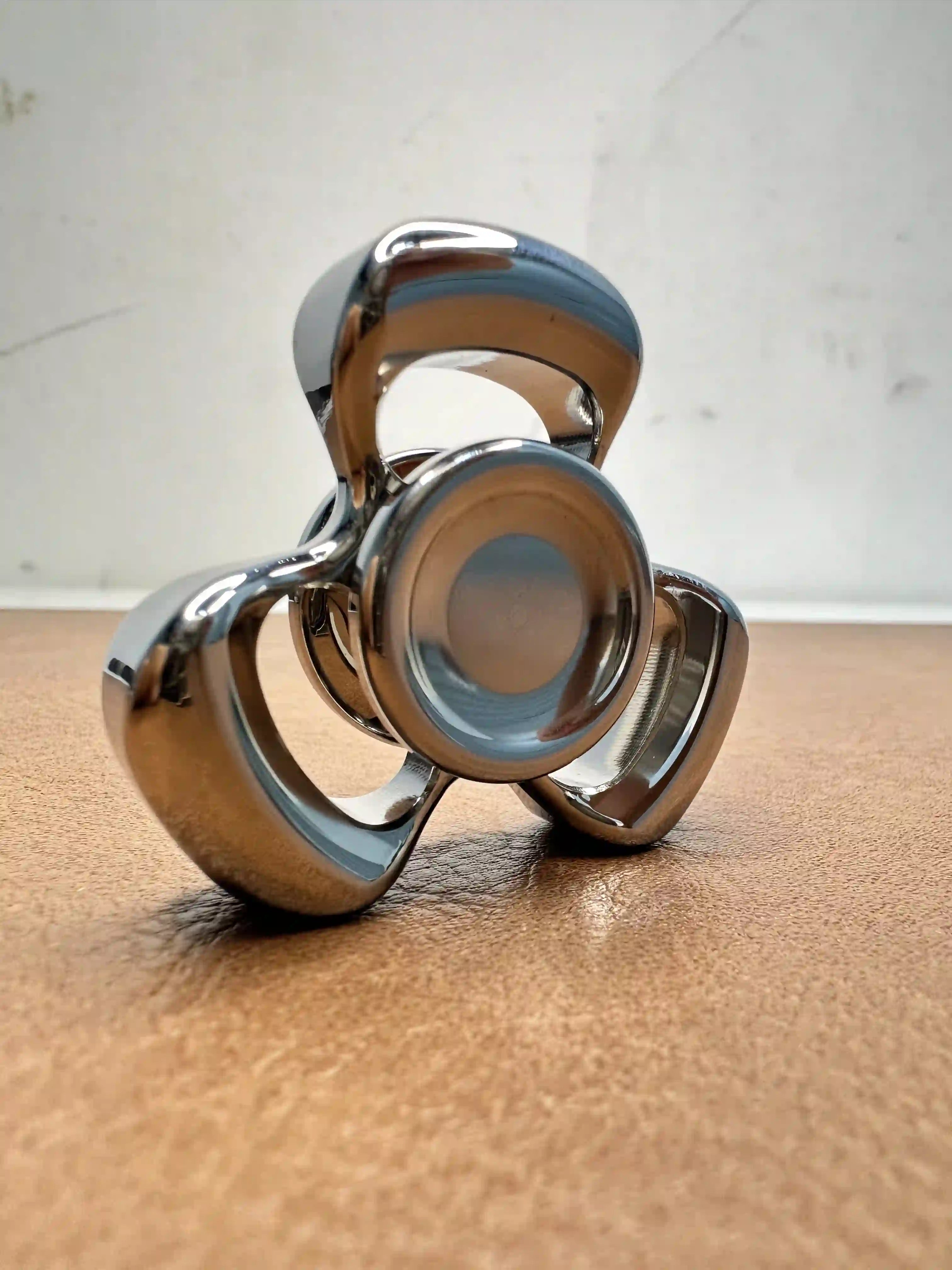 RelixRot Three-Leaf Finger Spinner