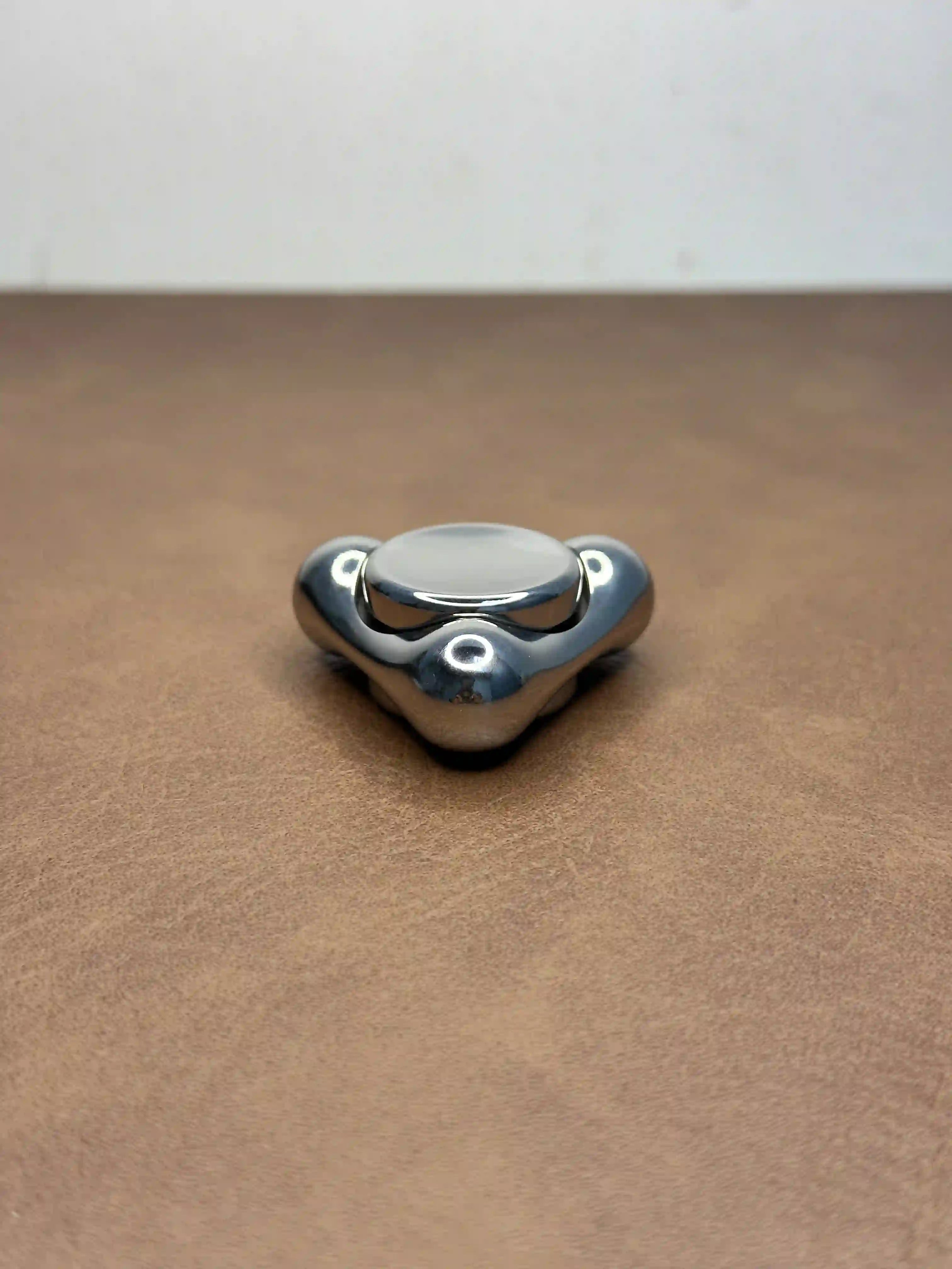 RelixRot Water Drop UFO Fingertip Spinner