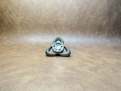 RelixRot Cat's Eye Finger Spinner